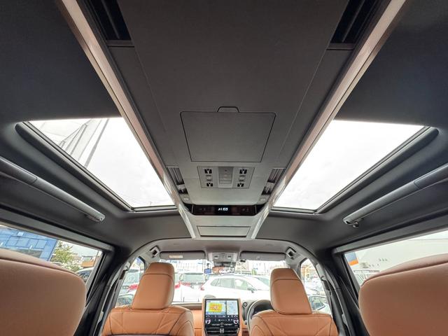 ヴェルファイアハイブリッド Z プレミア 13.2型有機EL後席モニター ユニバーサルステップ デジタルインナーミラー ヘッドアップディスプレイ 14インチディスプレイオーディオ 左右独立ムーンルーフ ドラレコ前後 ブラインドスポットモニタ(5枚目)