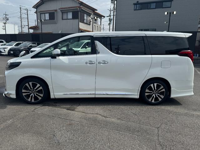 アルファード 2.5S Cパッケージ モデリスタエアロ 後席モニター サンルーフ デジタルミラー ブラインドスポットモニター 9インチディスプレイオーディオ レーダークルーズコントロール アクセサリーコンセント ベンチレーション BSM(11枚目)