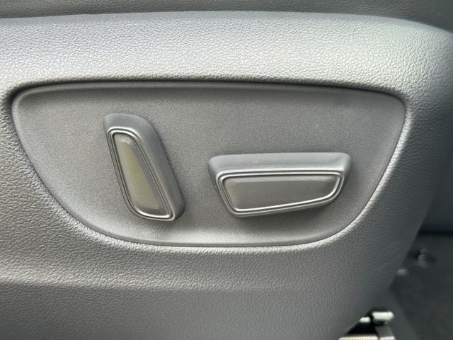 アルファード Z 13.2型有機EL後席モニター 左右独立ムーンルーフ デジタルインナーミラー パノラミックビューモニター アドバンストパーク トヨタチームメイト ブラインドスポットモニター アクセサリーコンセント(31枚目)