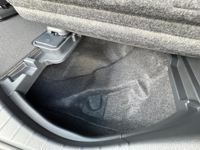 アルファード Z 13.2型有機EL後席モニター 左右独立ムーンルーフ デジタルインナーミラー パノラミックビューモニター アドバンストパーク トヨタチームメイト ブラインドスポットモニター アクセサリーコンセント(80枚目)