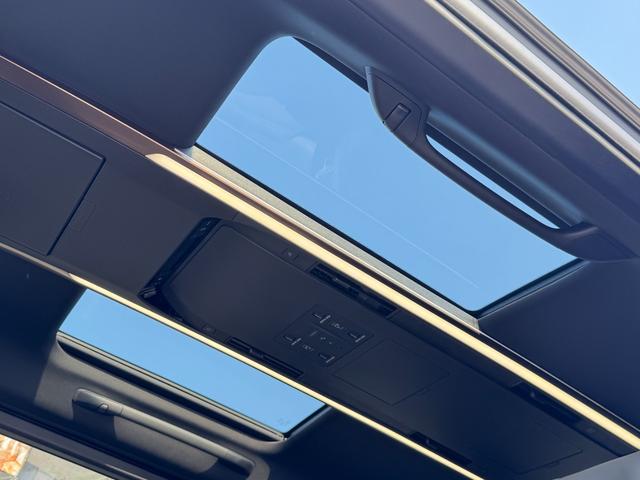 アルファードハイブリッド Z 13.2型後席モニター HUD デジタルインナーミラー 寒冷地仕様 トヨタチームメイト パノラミックビューモニター アドバンストパーク ブラインドスポットモニター 純正ナビ ドライブレコーダー ETC(3枚目)