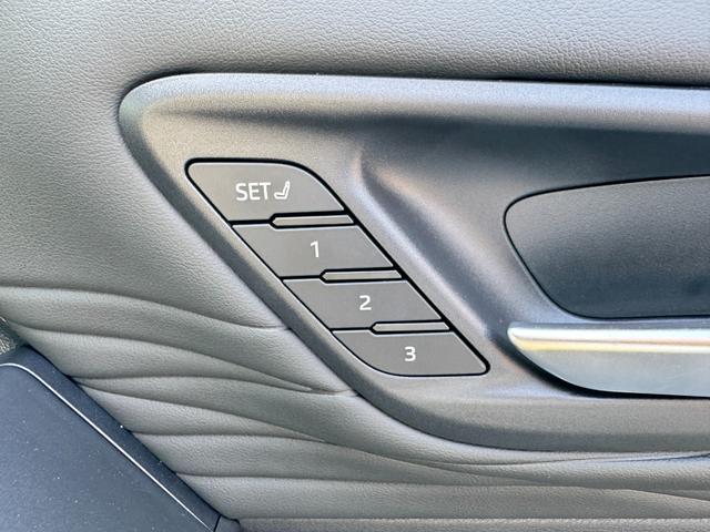 アルファードハイブリッド Z 13.2型後席モニター HUD デジタルインナーミラー 寒冷地仕様 トヨタチームメイト パノラミックビューモニター アドバンストパーク ブラインドスポットモニター 純正ナビ ドライブレコーダー ETC(30枚目)