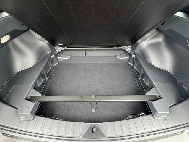 カローラクロス ハイブリッド Z 年次改モデル パノラミックビューモニター ブラインドスポットモニター トヨタチームメイト アドバンストパーク パワーバックドア ステアリングヒーター ラゲージアクティブボックス トノカバー フルセグ(5枚目)