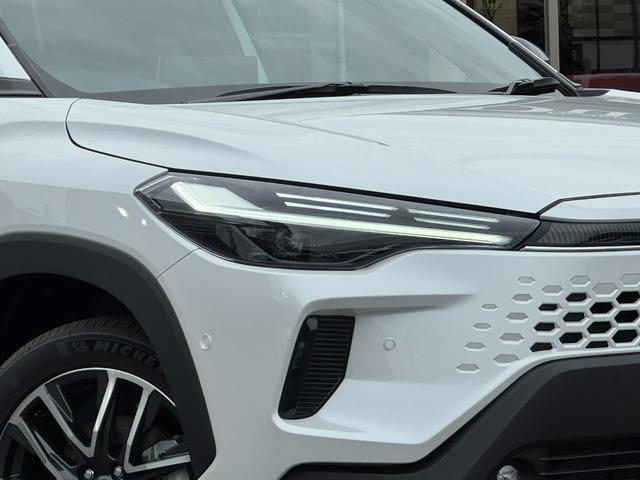 カローラクロス ハイブリッド Z 年次改モデル パノラミックビューモニター ブラインドスポットモニター トヨタチームメイト アドバンストパーク パワーバックドア ステアリングヒーター ラゲージアクティブボックス トノカバー フルセグ(6枚目)