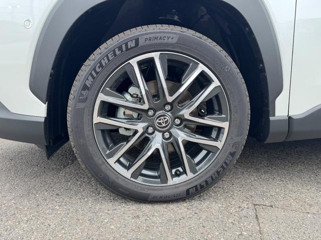 カローラクロス ハイブリッド Z 年次改モデル パノラミックビューモニター ブラインドスポットモニター トヨタチームメイト アドバンストパーク パワーバックドア ステアリングヒーター ラゲージアクティブボックス トノカバー フルセグ(28枚目)