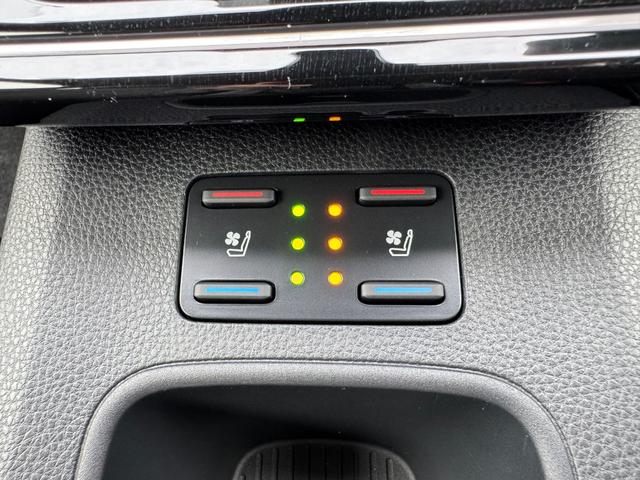 カローラクロス ハイブリッド Z 年次改モデル パノラミックビューモニター ブラインドスポットモニター トヨタチームメイト アドバンストパーク パワーバックドア ステアリングヒーター ラゲージアクティブボックス トノカバー フルセグ(48枚目)