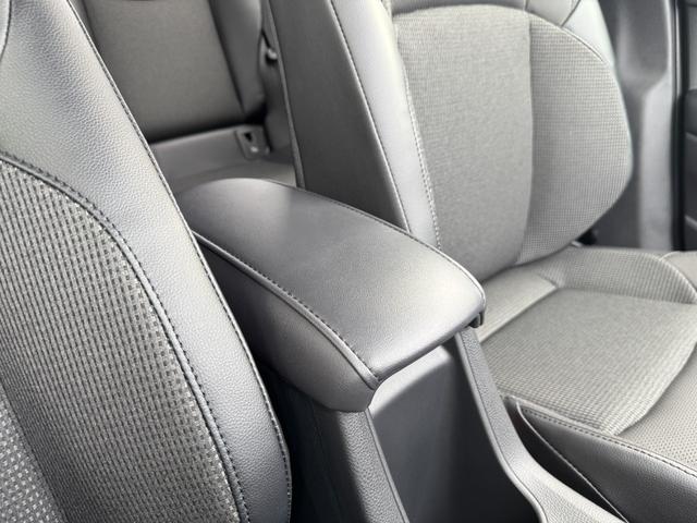 カローラクロス ハイブリッド Z 年次改モデル パノラミックビューモニター ブラインドスポットモニター トヨタチームメイト アドバンストパーク パワーバックドア ステアリングヒーター ラゲージアクティブボックス トノカバー フルセグ(49枚目)