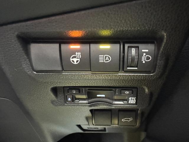 カローラクロス ハイブリッド Z 年次改モデル パノラミックビューモニター ブラインドスポットモニター トヨタチームメイト アドバンストパーク パワーバックドア ステアリングヒーター ラゲージアクティブボックス トノカバー フルセグ(57枚目)