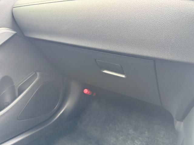 カローラクロス ハイブリッド Z 年次改モデル パノラミックビューモニター ブラインドスポットモニター トヨタチームメイト アドバンストパーク パワーバックドア ステアリングヒーター ラゲージアクティブボックス トノカバー フルセグ(60枚目)