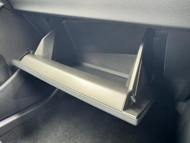 カローラクロス ハイブリッド Z 年次改モデル パノラミックビューモニター ブラインドスポットモニター トヨタチームメイト アドバンストパーク パワーバックドア ステアリングヒーター ラゲージアクティブボックス トノカバー フルセグ(61枚目)