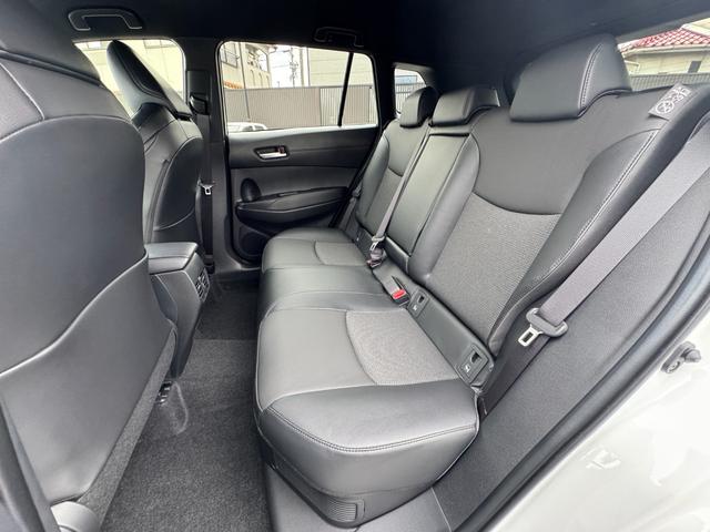 カローラクロス ハイブリッド Z 年次改モデル パノラミックビューモニター ブラインドスポットモニター トヨタチームメイト アドバンストパーク パワーバックドア ステアリングヒーター ラゲージアクティブボックス トノカバー フルセグ(65枚目)