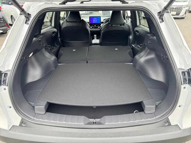カローラクロス ハイブリッド Z 年次改モデル パノラミックビューモニター ブラインドスポットモニター トヨタチームメイト アドバンストパーク パワーバックドア ステアリングヒーター ラゲージアクティブボックス トノカバー フルセグ(73枚目)