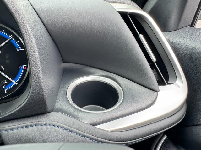 ヴォクシー ハイブリッドS-Z 快適利便パッケージ ユニバーサルステップ デジタルインナーミラー トヨタチームメイト アドバンストパーク パノラミックビューモニター ブラインドスポットモニター ヘッドアップディスプレイ ワンオーナー(60枚目)