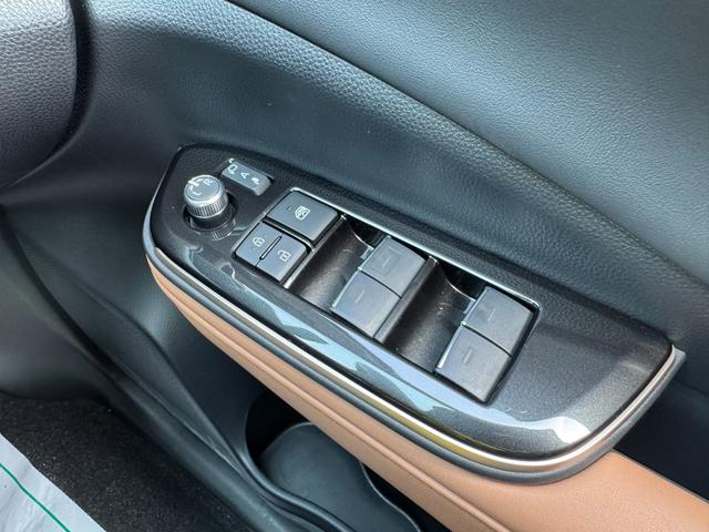 クラウンスポーツ Z モデリスタエアロ パノラマルーフ デジタルインナーミラー パノラミックビューモニター ブラインドスポットモニター アドバンストパーク 置くだけ充電 茶革シート アクセサリーコンセント フルセグTV(35枚目)