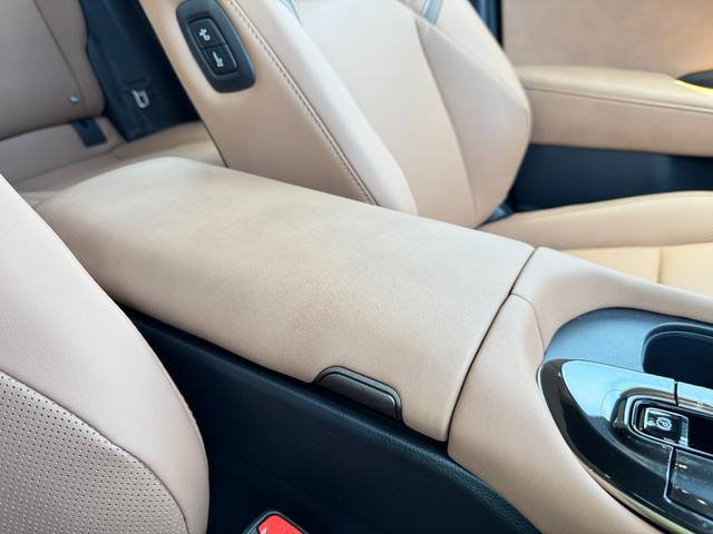 クラウンスポーツ Z モデリスタエアロ パノラマルーフ デジタルインナーミラー パノラミックビューモニター ブラインドスポットモニター アドバンストパーク 置くだけ充電 茶革シート アクセサリーコンセント フルセグTV(53枚目)