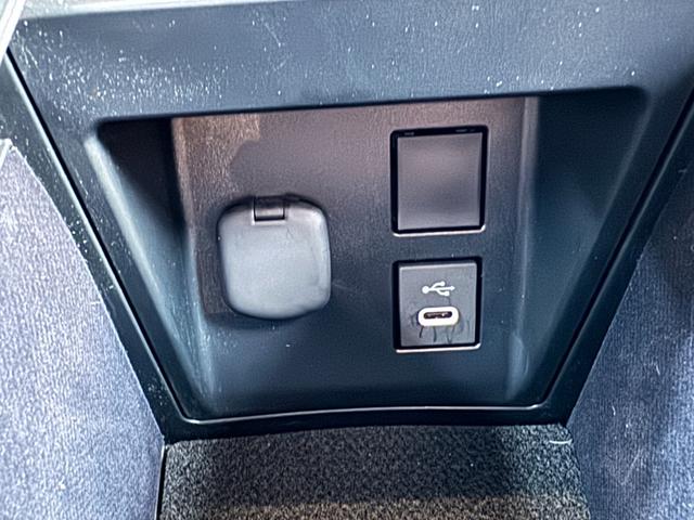 クラウンスポーツ Z モデリスタエアロ パノラマルーフ デジタルインナーミラー パノラミックビューモニター ブラインドスポットモニター アドバンストパーク 置くだけ充電 茶革シート アクセサリーコンセント フルセグTV(55枚目)