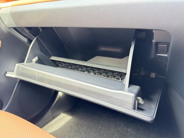 クラウンスポーツ Z モデリスタエアロ パノラマルーフ デジタルインナーミラー パノラミックビューモニター ブラインドスポットモニター アドバンストパーク 置くだけ充電 茶革シート アクセサリーコンセント フルセグTV(67枚目)