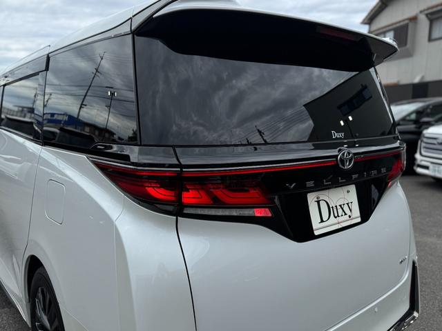 ヴェルファイアハイブリッド Z プレミア 13.2型後席モニター 寒冷地 HUD デジタルインナーミラー 左右独立ムーンルーフ パノラミックビューモニター ブラインドスポットモニター トヨタチームメイト アドバンストパーク スペアタイヤ(18枚目)