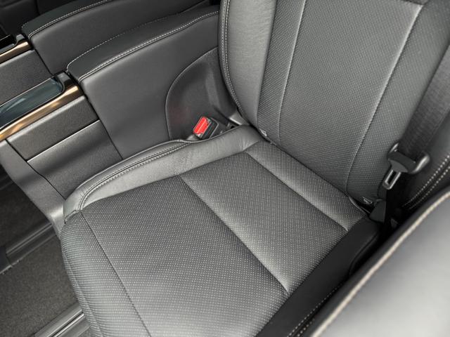 ヴェルファイアハイブリッド Z プレミア 13.2型後席モニター 寒冷地 HUD デジタルインナーミラー 左右独立ムーンルーフ パノラミックビューモニター ブラインドスポットモニター トヨタチームメイト アドバンストパーク スペアタイヤ(36枚目)