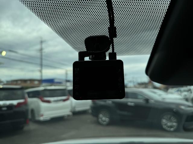 ヴェルファイアハイブリッド Z プレミア 13.2型後席モニター 寒冷地 HUD デジタルインナーミラー 左右独立ムーンルーフ パノラミックビューモニター ブラインドスポットモニター トヨタチームメイト アドバンストパーク スペアタイヤ(48枚目)