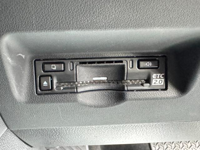 ヴェルファイアハイブリッド Z プレミア 13.2型後席モニター 寒冷地 HUD デジタルインナーミラー 左右独立ムーンルーフ パノラミックビューモニター ブラインドスポットモニター トヨタチームメイト アドバンストパーク スペアタイヤ(59枚目)