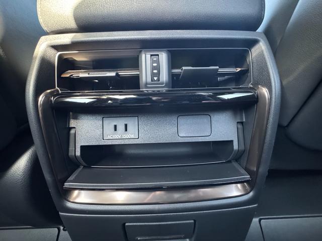 ヴェルファイアハイブリッド Z プレミア 13.2型後席モニター 寒冷地 HUD デジタルインナーミラー 左右独立ムーンルーフ パノラミックビューモニター ブラインドスポットモニター トヨタチームメイト アドバンストパーク スペアタイヤ(68枚目)