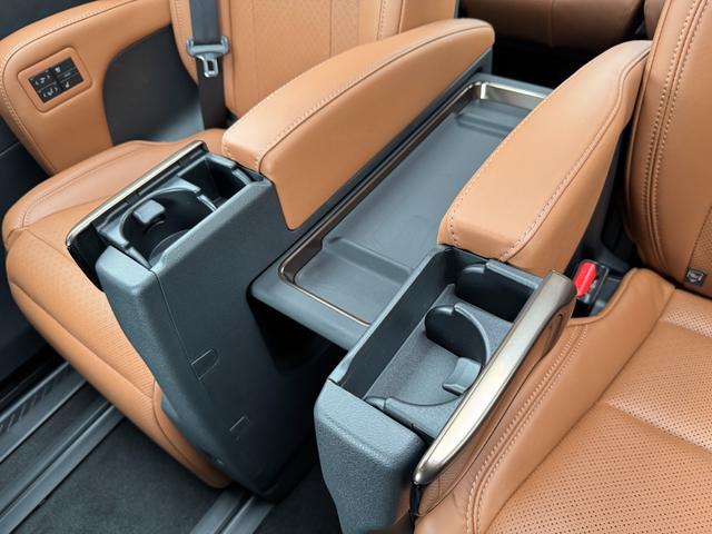 ヴェルファイアハイブリッド Z プレミア 13.2型有機EL後席モニター ユニバーサルステップ デジタルインナーミラー ヘッドアップディスプレイ 14インチディスプレイオーディオ 左右独立ムーンルーフ ドラレコ前後 ブラインドスポットモニタ(74枚目)