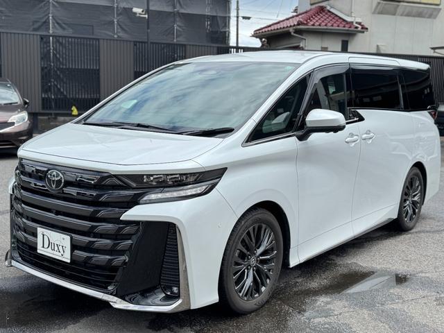 ヴェルファイアハイブリッド Ｚ　プレミア　１３．２型有機ＥＬ後席モニター　ユニバーサルステップ　左右独立ムーンルーフ　トヨタチームメイト　アドバンストパーク　パノラミックビューモニター　ブラインドスポットモニター　デジタルインナーミラー（10枚目）