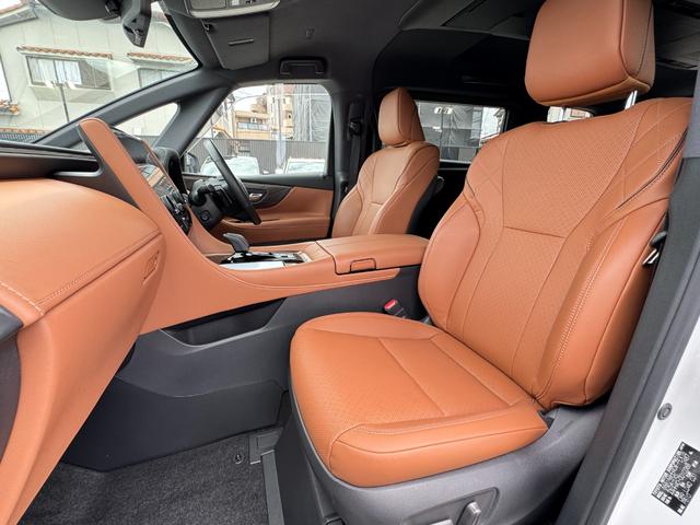 ヴェルファイアハイブリッド Ｚ　プレミア　１３．２型有機ＥＬ後席モニター　ユニバーサルステップ　左右独立ムーンルーフ　トヨタチームメイト　アドバンストパーク　パノラミックビューモニター　ブラインドスポットモニター　デジタルインナーミラー（30枚目）