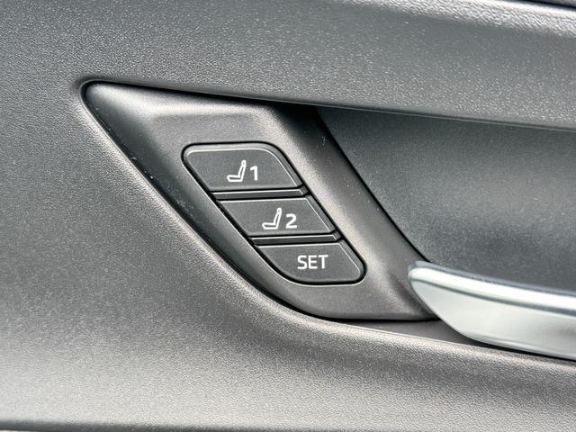 プリウス Z モデリスタエアロ ワンオーナー 純正ディスプレイオーディオ デジタルインナーミラー トヨタチームメイト ワイヤレス充電 ブラインドスッポットモニター ETC2.0 シートベンチレーション 100V電源(28枚目)