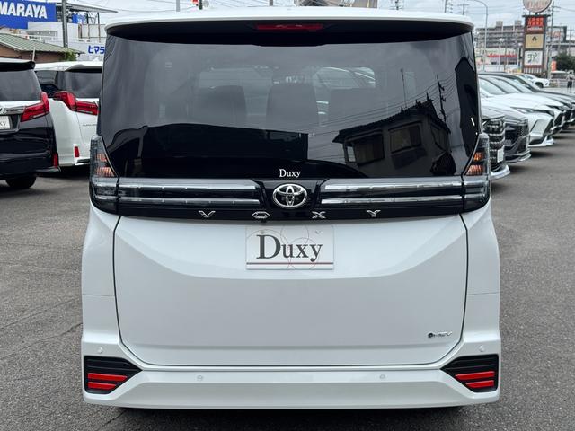 ヴォクシー ハイブリッドS-Z 快適利便パッケージ ユニバーサルステップ デジタルインナーミラー トヨタチームメイト アドバンストパーク パノラミックビューモニター ブラインドスポットモニター ヘッドアップディスプレイ ワンオーナー(16枚目)