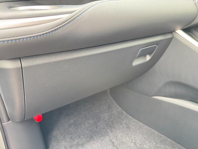 ヴォクシー ハイブリッドS-Z 快適利便パッケージ ユニバーサルステップ デジタルインナーミラー トヨタチームメイト アドバンストパーク パノラミックビューモニター ブラインドスポットモニター ヘッドアップディスプレイ ワンオーナー(36枚目)