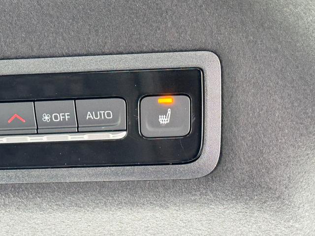 ヴォクシー ハイブリッドS-Z 快適利便パッケージ ユニバーサルステップ デジタルインナーミラー トヨタチームメイト アドバンストパーク パノラミックビューモニター ブラインドスポットモニター ヘッドアップディスプレイ ワンオーナー(71枚目)