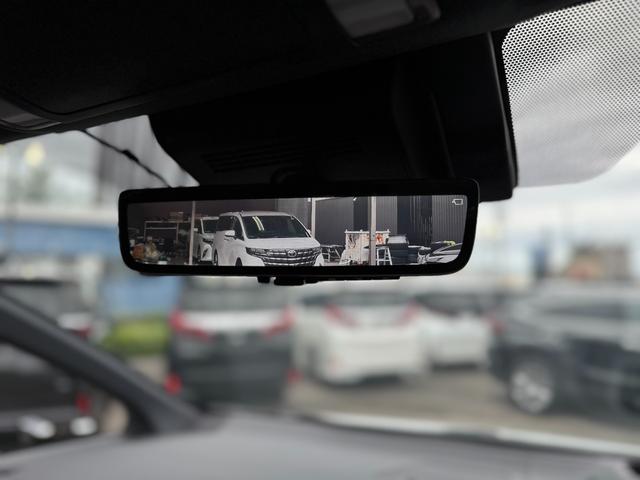 ヴェルファイアハイブリッド Ｚ　プレミア　１３．２型後席モニター　寒冷地　ＨＵＤ　デジタルインナーミラー　左右独立ムーンルーフ　パノラミックビューモニター　ブラインドスポットモニター　トヨタチームメイト　アドバンストパーク　スペアタイヤ（47枚目）