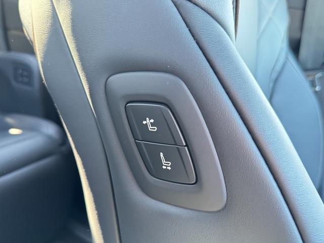 ヴェルファイアハイブリッド Ｚ　プレミア　１３．２型後席モニター　寒冷地　ＨＵＤ　デジタルインナーミラー　左右独立ムーンルーフ　パノラミックビューモニター　ブラインドスポットモニター　トヨタチームメイト　アドバンストパーク　スペアタイヤ（65枚目）