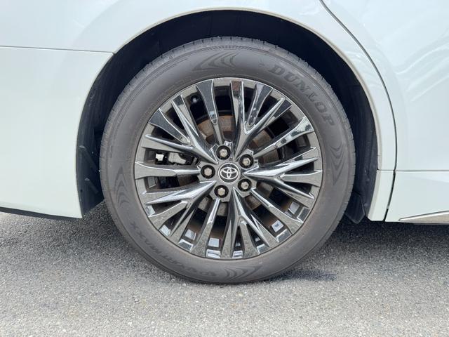 ヴェルファイアハイブリッド Ｚ　プレミア　１３．２型有機ＥＬ後席モニター　ユニバーサルステップ　左右独立ムーンルーフ　トヨタチームメイト　アドバンストパーク　パノラミックビューモニター　ブラインドスポットモニター　デジタルインナーミラー（23枚目）