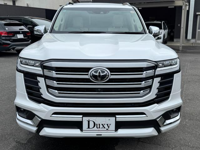 ランドクルーザー ＺＸ　モデリスタエアロ　リアエンターテイメントシステム　リアデフロック　クールボックス　マルチテレインモニター　空気圧センサー　寒冷地仕様　サンルーフ　ルーフレール　パノラミックビューモニター　ＨＵＤ（9枚目）