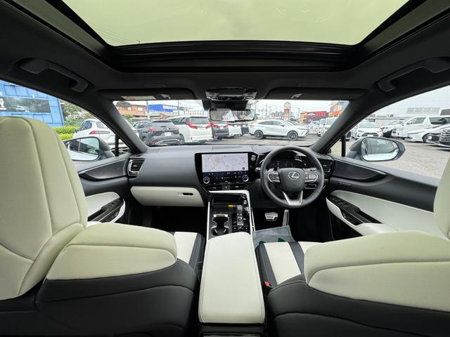 NX NX350h Fスポーツ パノラマルーフ オレンジキャリパー デジタルインナーミラー ヘッドアップディスプレイ ルーフレール パノラミックビューモニター ブラインドスポットモニター 後席シートヒーター 純正ドライブレコーダー(32枚目)