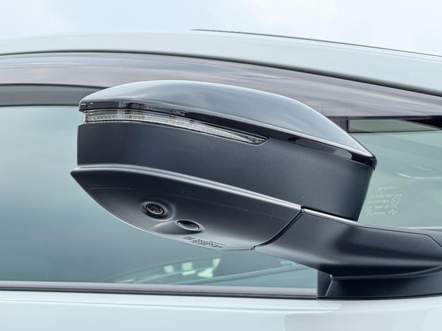 プリウス Ｚ　モデリスタエアロ　ワンオーナー　純正ディスプレイオーディオ　デジタルインナーミラー　トヨタチームメイト　ワイヤレス充電　ブラインドスッポットモニター　ＥＴＣ２．０　シートベンチレーション　１００Ｖ電源（18枚目）