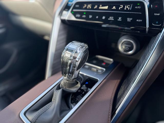 ハリアーハイブリッド Ｚ　レザーパッケージ　モデリスタフードガーニッシュ　ＪＢＬサウンドシステム　パノラミックビューモニター　デジタルインナーミラー　モデリスタミラーガーニッシュ　ブラインドスポットモニター　シートヒーター＆ベンチレーション（56枚目）