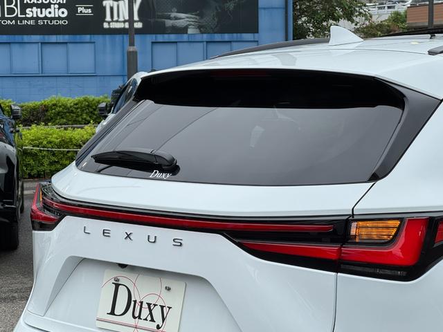 ＮＸ ＮＸ３５０ｈ　Ｆスポーツ　パノラマルーフ　オレンジキャリパー　デジタルインナーミラー　ヘッドアップディスプレイ　ルーフレール　パノラミックビューモニター　ブラインドスポットモニター　後席シートヒーター　純正ドライブレコーダー（19枚目）