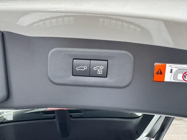 ＮＸ ＮＸ３５０ｈ　Ｆスポーツ　パノラマルーフ　オレンジキャリパー　デジタルインナーミラー　ヘッドアップディスプレイ　ルーフレール　パノラミックビューモニター　ブラインドスポットモニター　後席シートヒーター　純正ドライブレコーダー（71枚目）