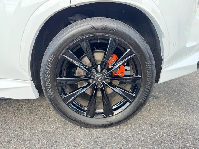 ＮＸ ＮＸ３５０ｈ　Ｆスポーツ　ＴＲＤエアロ　パノラマルーフ　オレンジキャリパー　１４インチＤＡナビ　アドバンストパーク　ヘーゼルレザーシート　パノラミックビューモニター　ブラインドスポットモニター　寒冷地　ヘッドアップディスプレイ（26枚目）