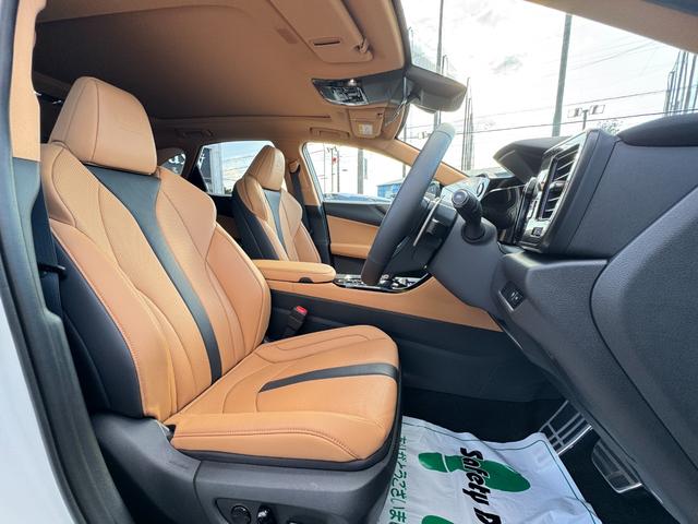 ＮＸ ＮＸ３５０ｈ　Ｆスポーツ　ＴＲＤエアロ　パノラマルーフ　オレンジキャリパー　１４インチＤＡナビ　アドバンストパーク　ヘーゼルレザーシート　パノラミックビューモニター　ブラインドスポットモニター　寒冷地　ヘッドアップディスプレイ（31枚目）