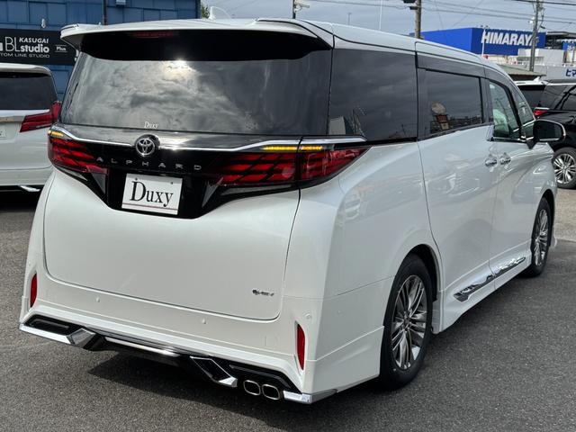 アルファードハイブリッド Ｚ　１３．２型後席モニター　デジタルインナーミラー　左右独立ムーンルーフ　パノラミックビューモニター　ブラインドスポットモニター　トヨタチームメイト　アドバンストパーク　ドライブレコーダー　フルセグＴＶ（18枚目）