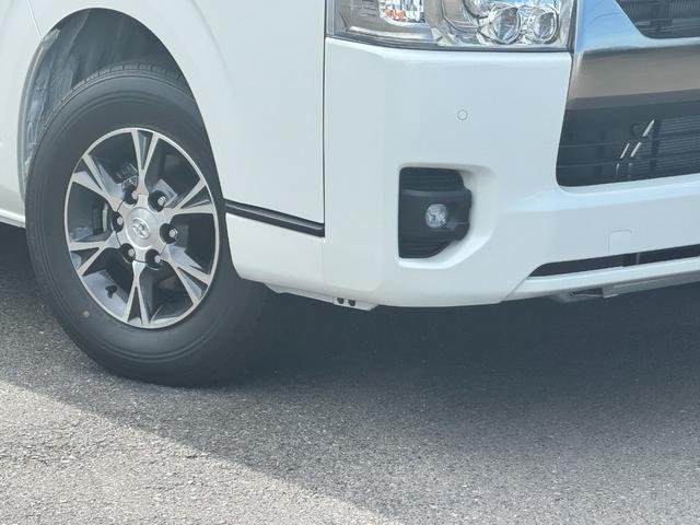 ハイエースバン ロングスーパーGL ダークプライムS 純正アルミホール パノラミックビューモニターカメラ デジタルインナーミラー フロントドアスカフプレート LEDヘッド 両側電動パワースライド アクセサリーコンセント フェンダーミラー 特別仕様車(6枚目)