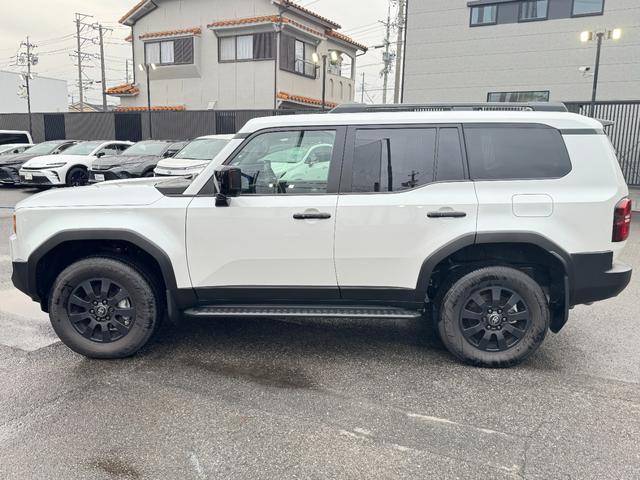 ランドクルーザー250 VXファーストエディション 丸目ヘッドライト ムーンルーフ デジタルインナーミラー ブラインドスポットモニタ パノラミックビューモニター フルセグTV オートマチックハイビーム ブラウン内装 シートヒーター&ベンチレーション(13枚目)