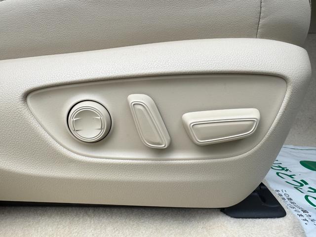 【パワーシート】パワーシートを装備しております！お好みの位置にセッティング可能です！電動で細かい位置調整が可能ですので、ベストなポジションにセッティングすることが可能です！ご来店、お待ちしております！