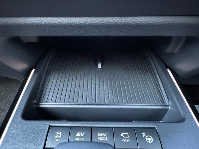 カローラクロス ハイブリッド　Ｚ　改後　パノラマルーフ　寒冷地仕様　パノラミックビューモニター　ブラインドスポットモニター　アドバンストパーク　ステアリングヒーター　１０．５インチディスプレイナビ　フルセグＴＶ　ドライブレコーダー（41枚目）