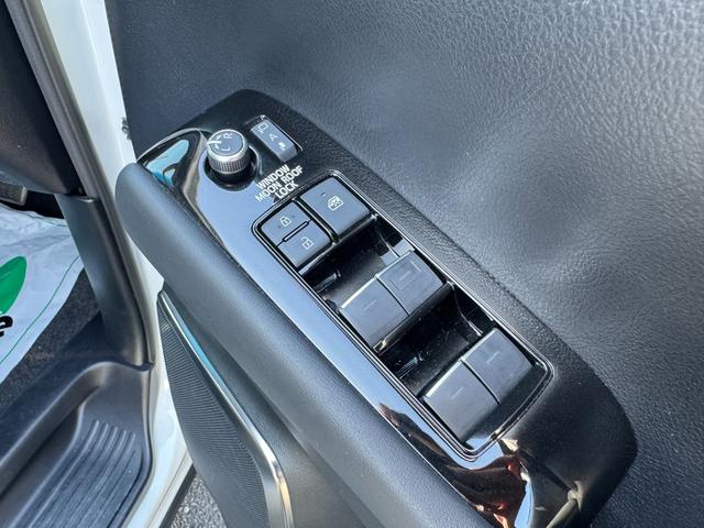 アルファード 2.5S Cパッケージ モデリスタエアロ 後席モニター サンルーフ デジタルインナーミラー 純正ディスプレイオーディオナビ フルセグTV CD/DVD ブラインドスポットモニター バックモニター スペアタイヤ シートヒーター(32枚目)